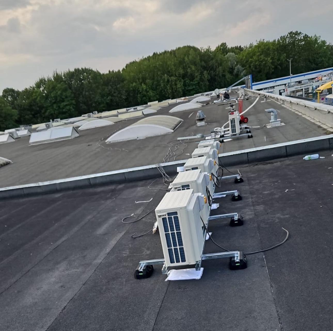 Vue d'ensemble de la boutique rénovée