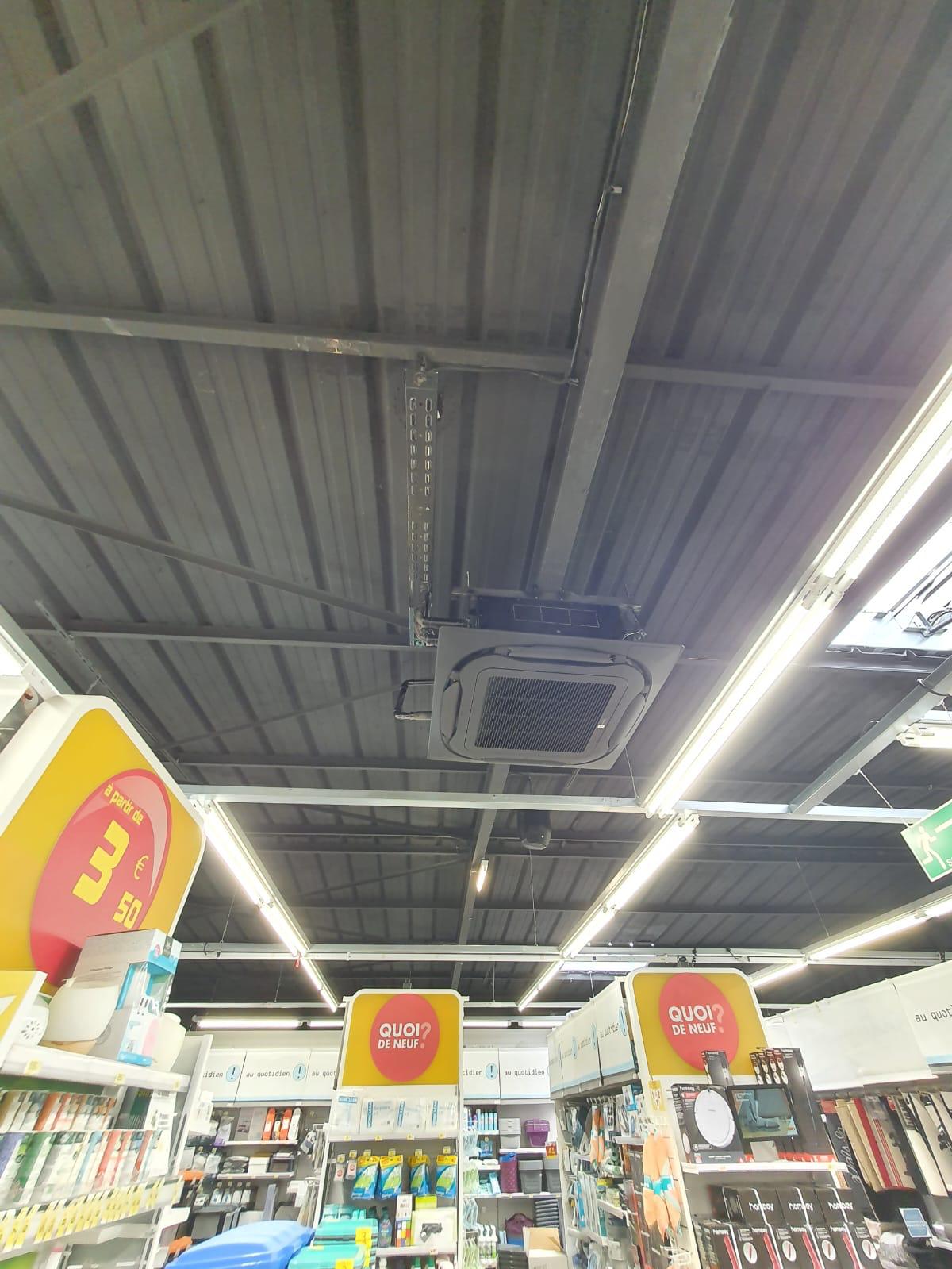 Magasin Moderne et Éclairage